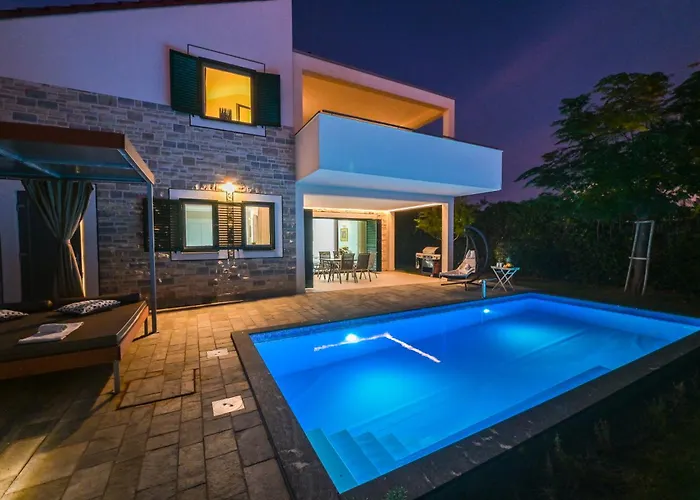 Villa Dana & Thalia - Private Heated Pool